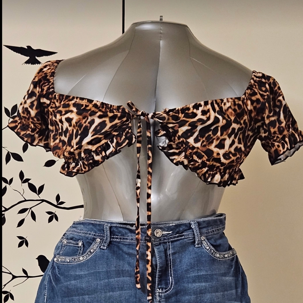 Cheetah crop top